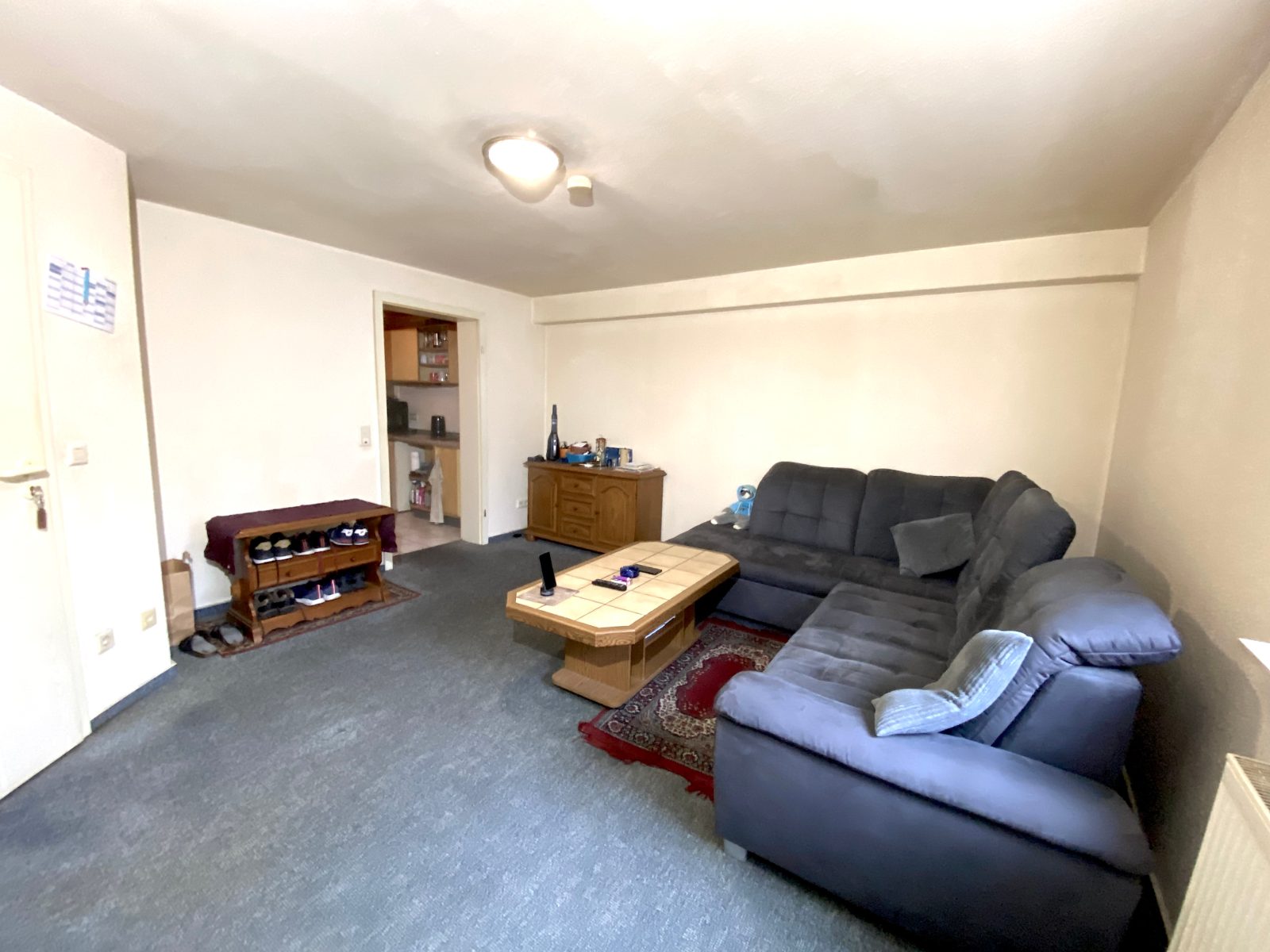 Wohnzimmer (Keller)